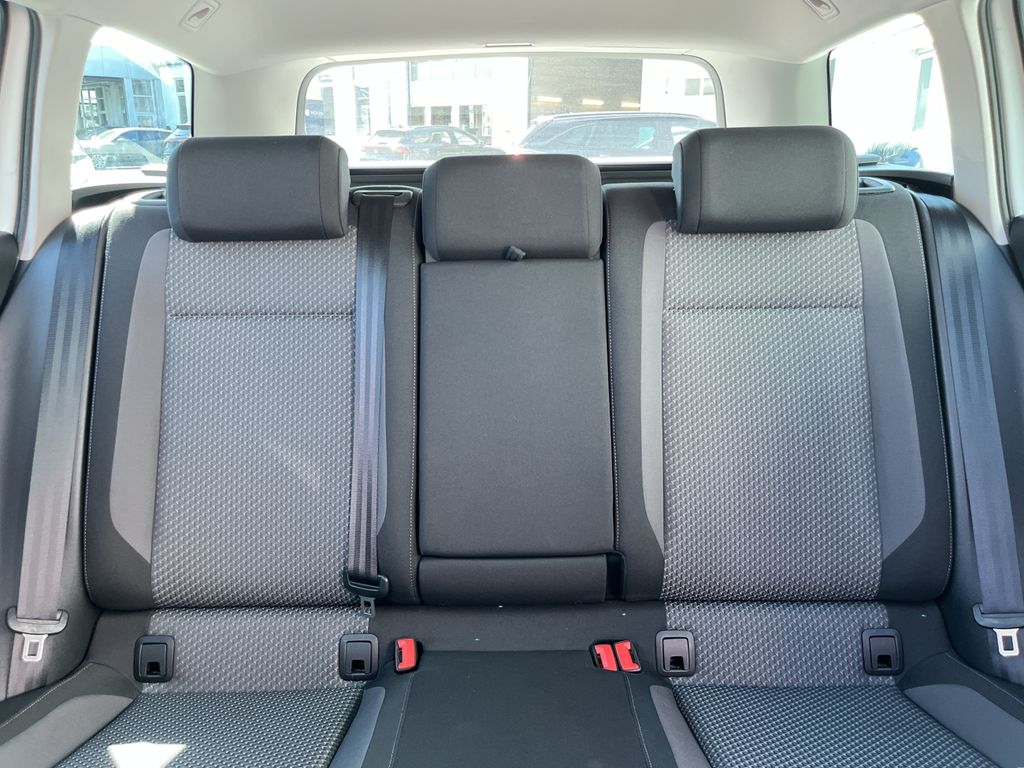 Volkswagen Passat Variant 2.0 TDI DSG Conceptline 18