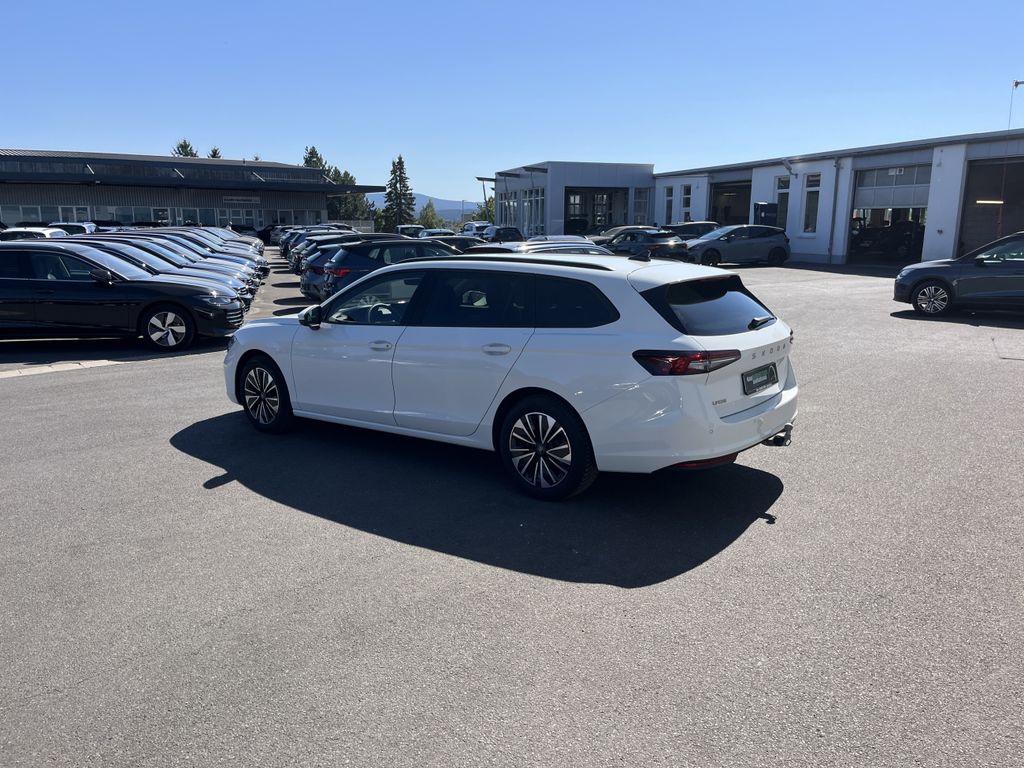 Skoda Superb Combi 2.0 TSI DSG Selection 10