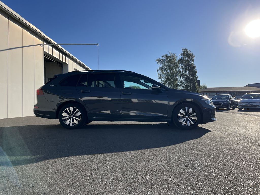 Volkswagen Golf Variant 1.5 TSI DSG Life GOAL 5