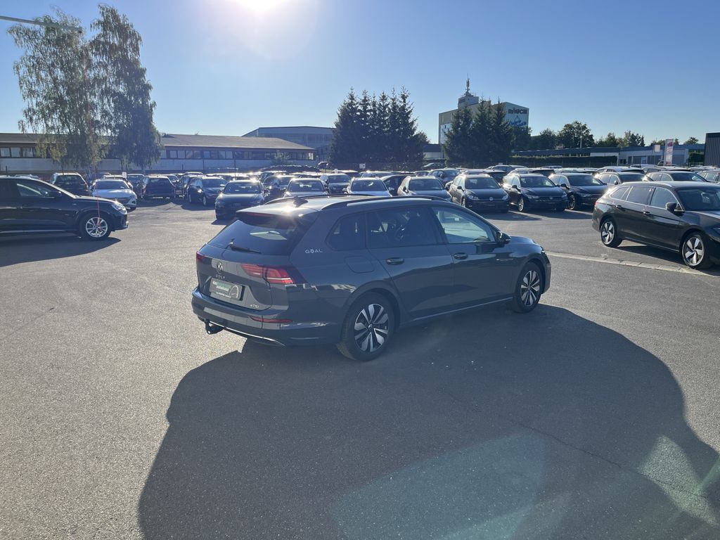 Volkswagen Golf Variant 1.5 TSI DSG Life GOAL 8