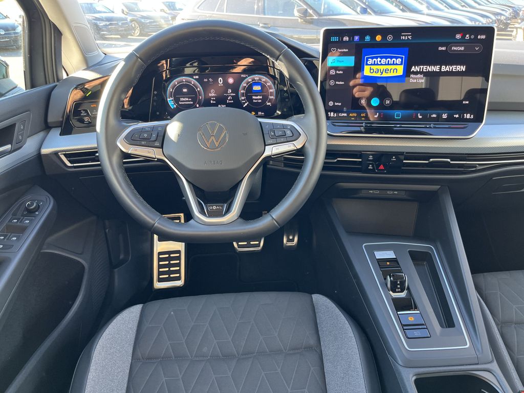 Volkswagen Golf Variant 1.5 TSI DSG Life GOAL 16