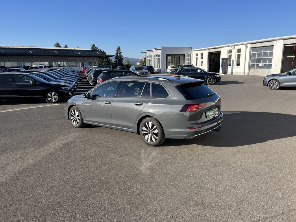 Volkswagen Golf Variant 1.5 TSI DSG Life GOAL 11