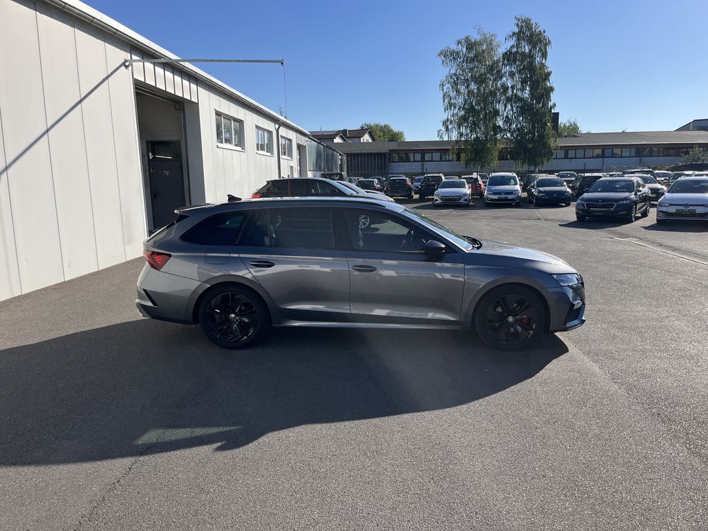 Skoda Octavia Combi 2.0 TDI DSG RS 6