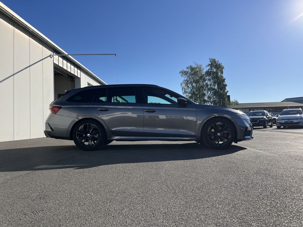 Skoda Octavia Combi 2.0 TDI DSG RS 5
