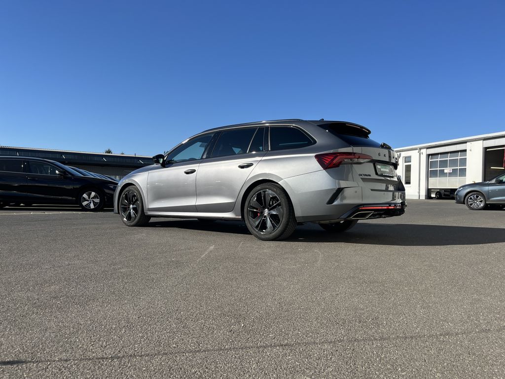 Skoda Octavia Combi 2.0 TDI DSG RS 10