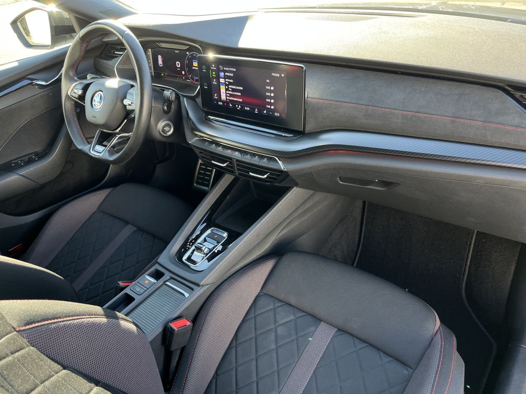 Skoda Octavia Combi 2.0 TDI DSG RS 14