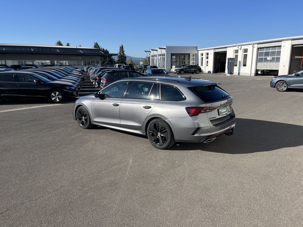 Skoda Octavia Combi 2.0 TDI DSG RS 11