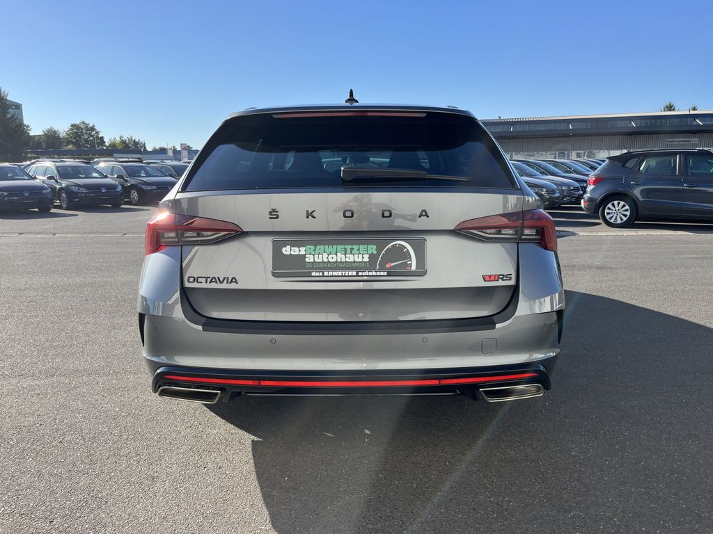 Skoda Octavia Combi 2.0 TDI DSG RS 9