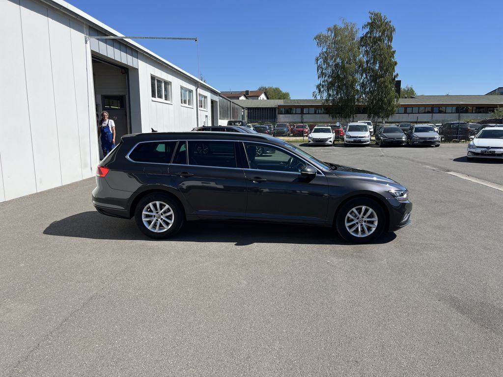Volkswagen Passat Variant 2.0 TDI DSG Business 5