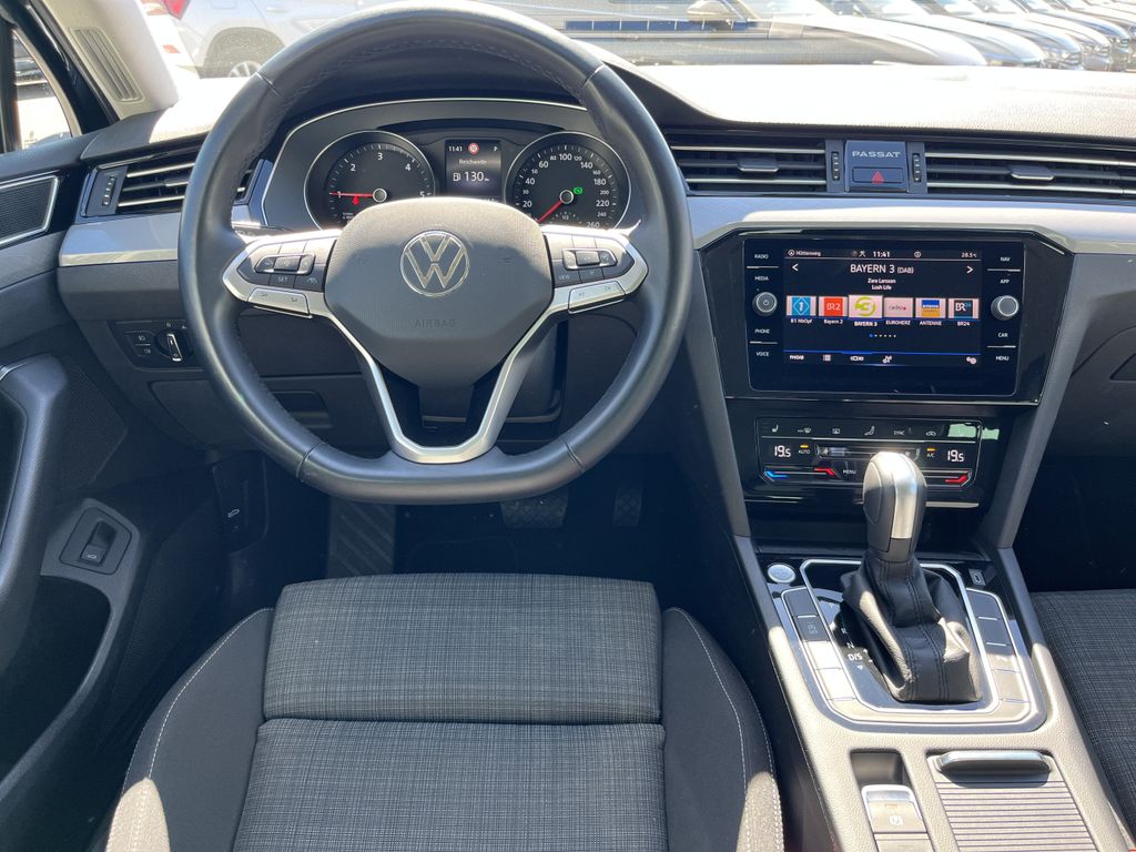 Volkswagen Passat Variant 2.0 TDI DSG Business 15