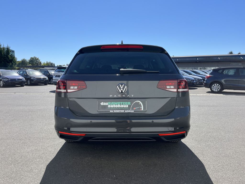 Volkswagen Passat Variant 2.0 TDI DSG Business 8