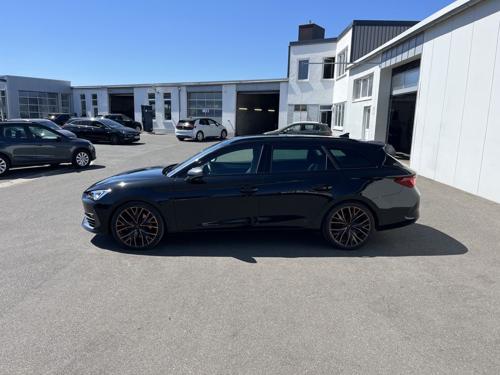 Cupra Leon SP 2.0 TSI DSG VZ 3
