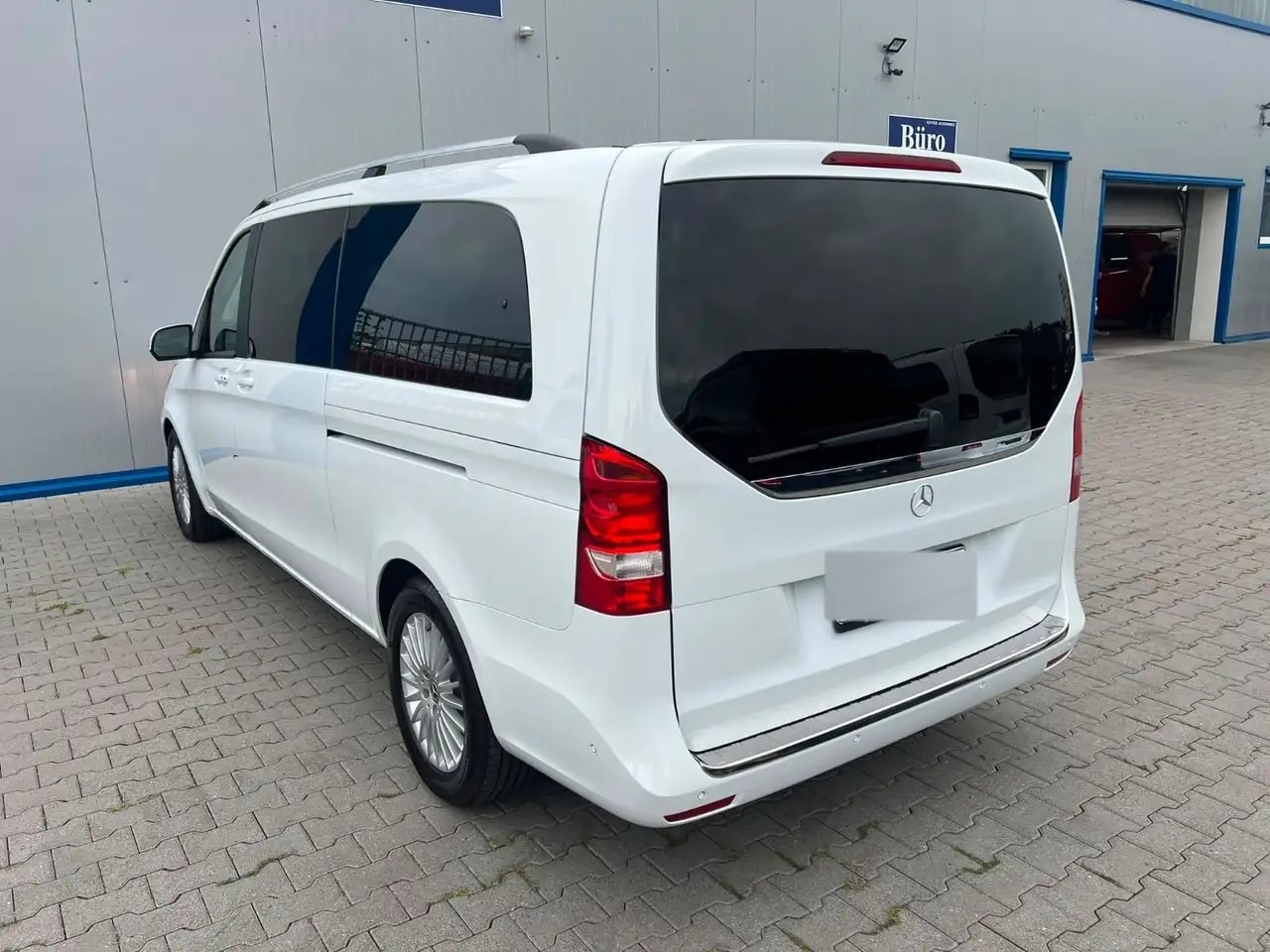 Mercedes-Benz V 220 EXTRALANG 9G NAVI KAMERA EL.TÜREN 7-SITZER 6