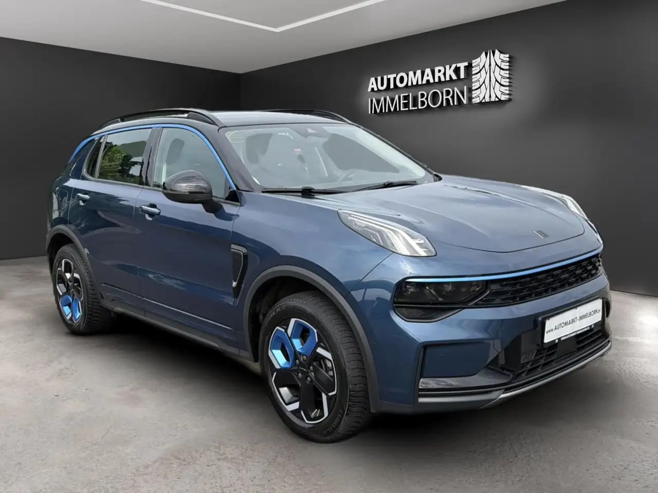 Lynk & Co 01 Lynk&Co Pano*LED*Navi*ACC*VZ*TW*Spur*18*AHK