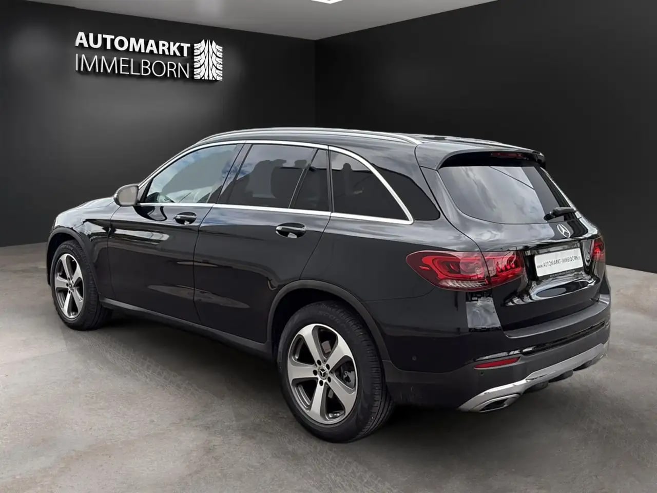 Mercedes-Benz GLC 220 d Burmest*VollLeder*Kamera*LED*STHZG*19 6