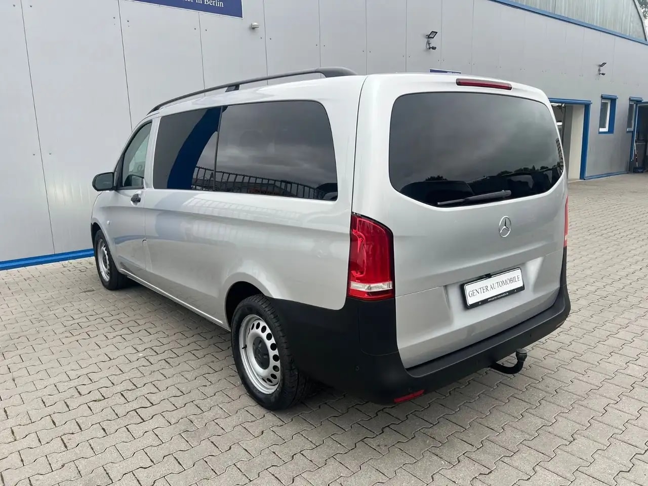 Mercedes-Benz Vito 119 d LANG 9G NAVI LED WEBASTO KAMERA AHK 7