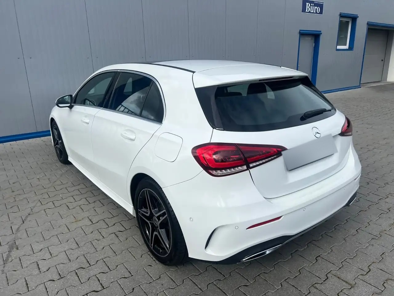 Mercedes-Benz A 180 2xAMG-LINE PANORAMA LED NAVI PARKASSISTENT 7