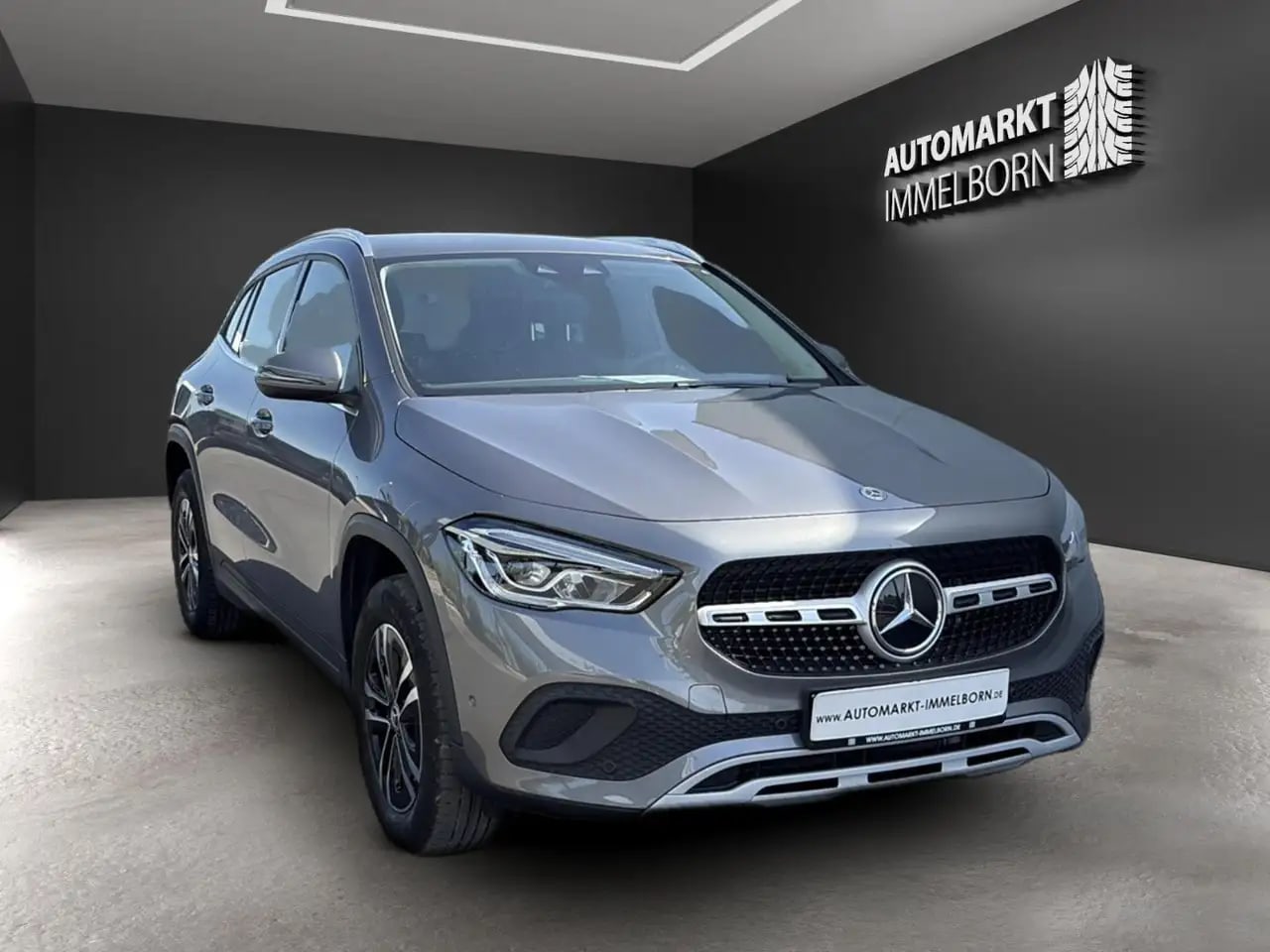 Mercedes-Benz GLA 180 d MBUX*Kamera*LED*Navi*17*DAB*1Hand 2