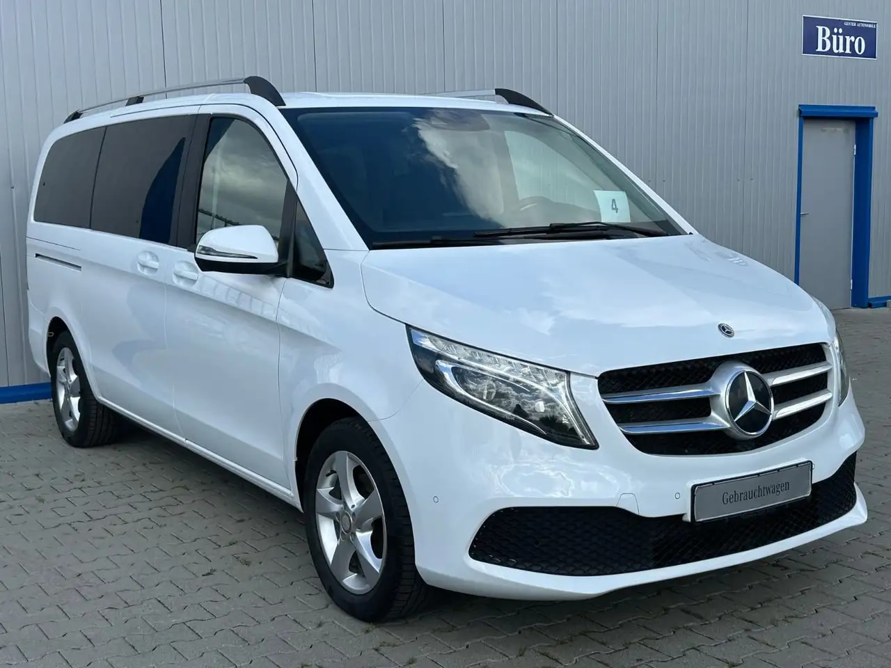 Mercedes-Benz V 220 LANG 9G-TR WEBASTO NAVI MBUX KAMERA 7-SITZ 3