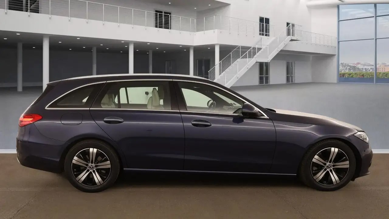 Mercedes-Benz C 300 d 360*Distro*VollLeder*DAB*NaviTouch*Sport 4