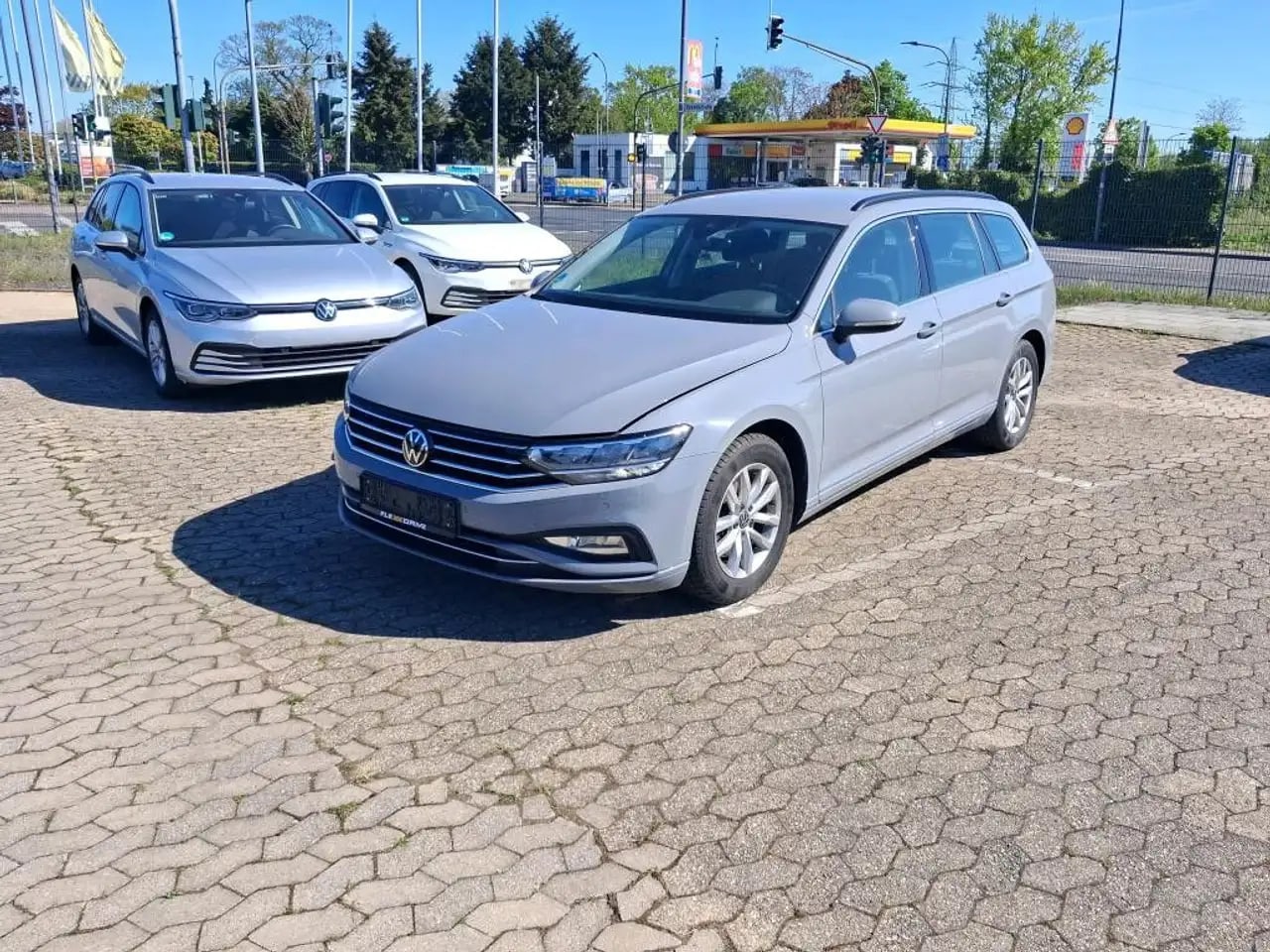 Volkswagen Passat Business Kamera*ACC*LED*LM*DAB*Massage 2