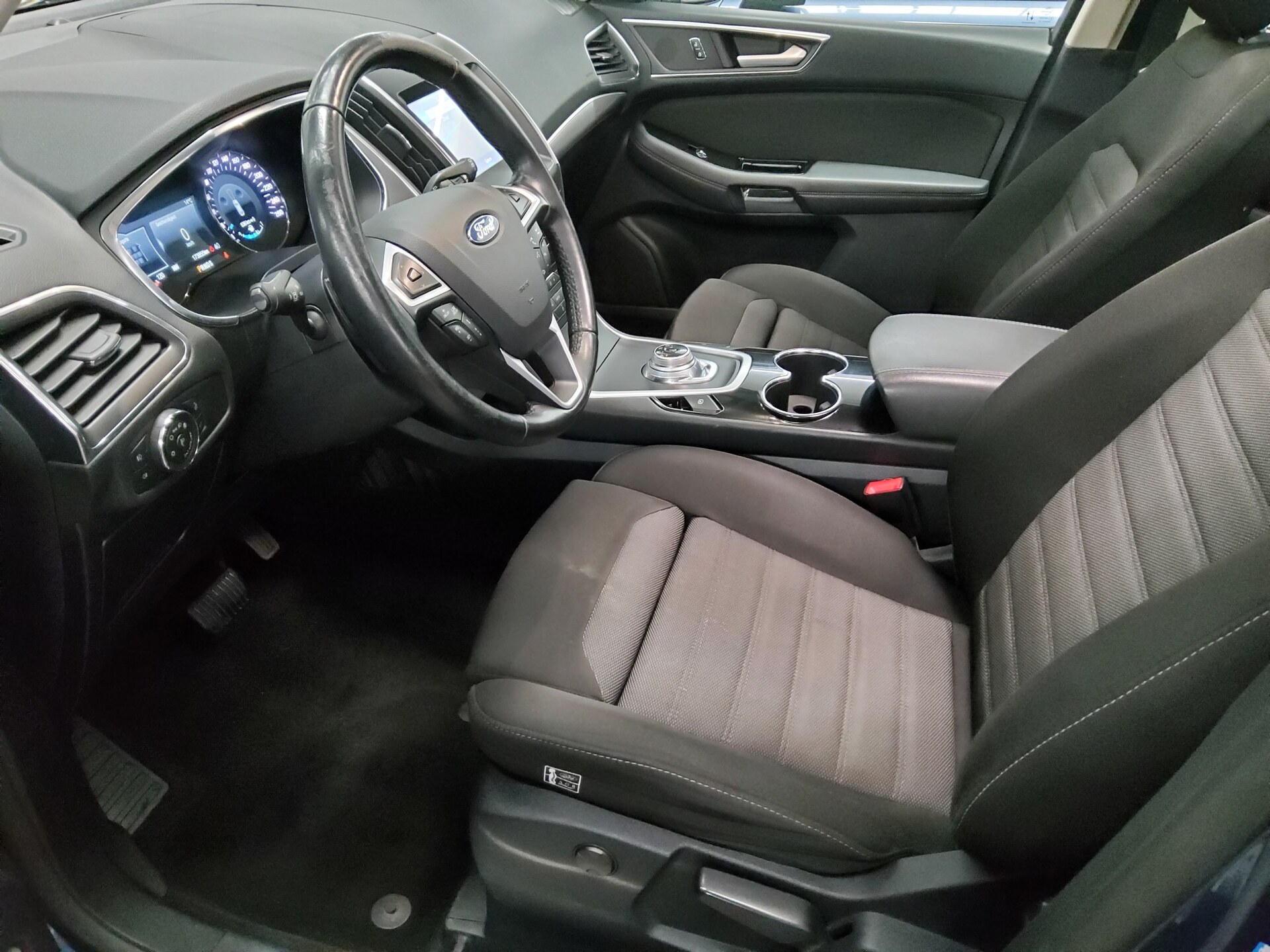 Ford Galaxy 2.0 EB Titanium 7-Sitzer Navi Shz  Pano 8