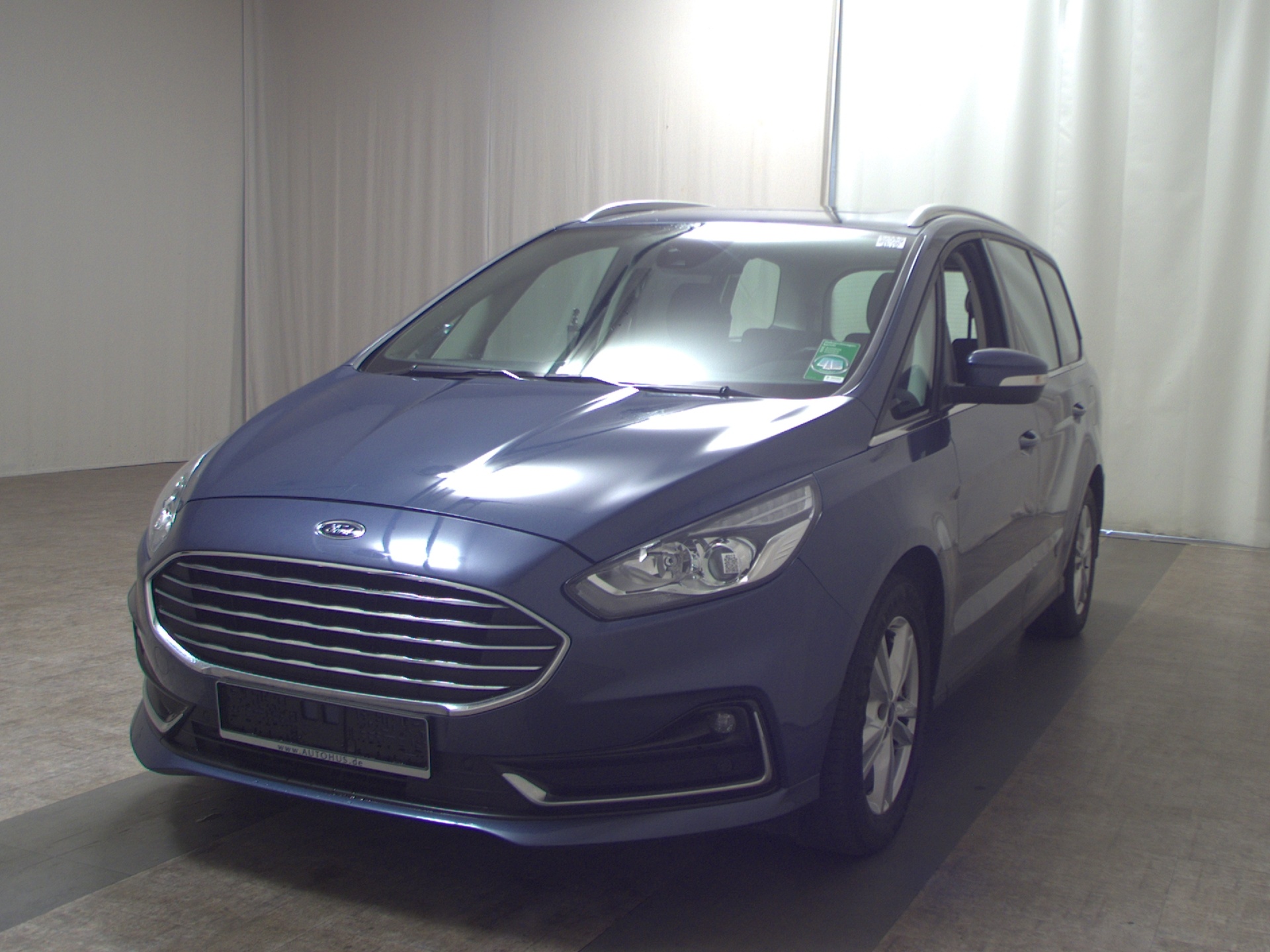 Ford Galaxy 2.0 EB Titanium 7-Sitzer Navi Shz  Pano 2