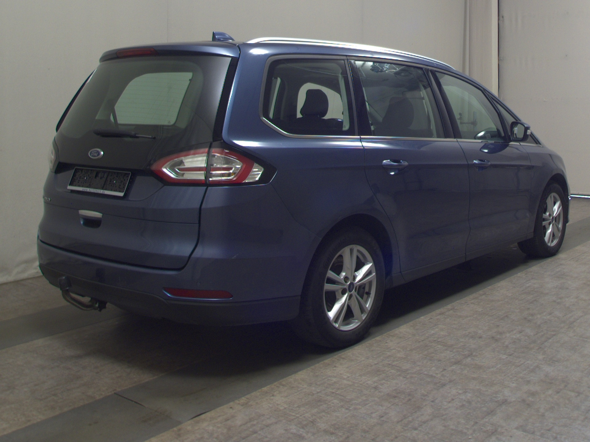 Ford Galaxy 2.0 EB Titanium 7-Sitzer Navi Shz  Pano 4
