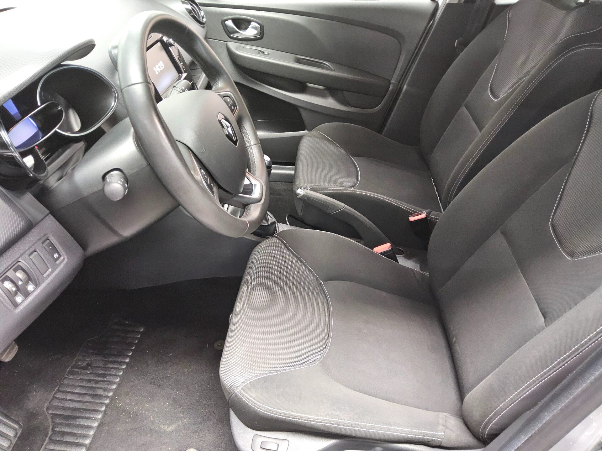 Renault Clio Grandtour 0.9 TCe Navi Shz Tempomat 8