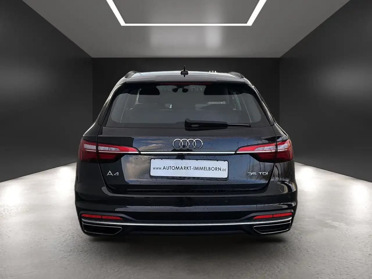 Audi A4 advanced Massage*Sound*LED*NaviTouch 8