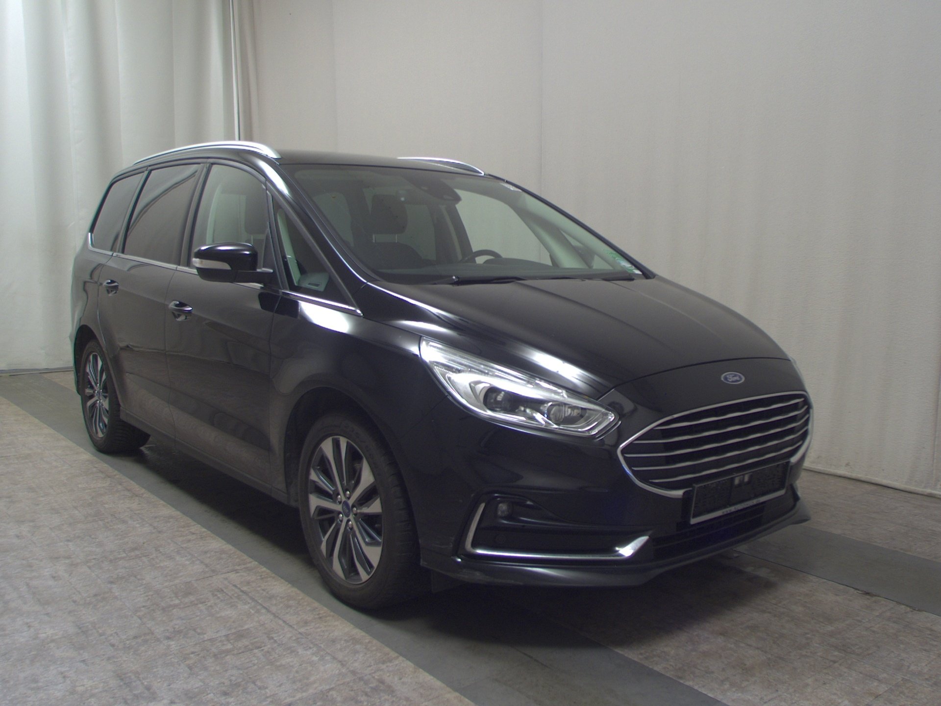 Ford Galaxy 2.0 EB Titanium 7-Sitzer LED Navi RfK PDC 3
