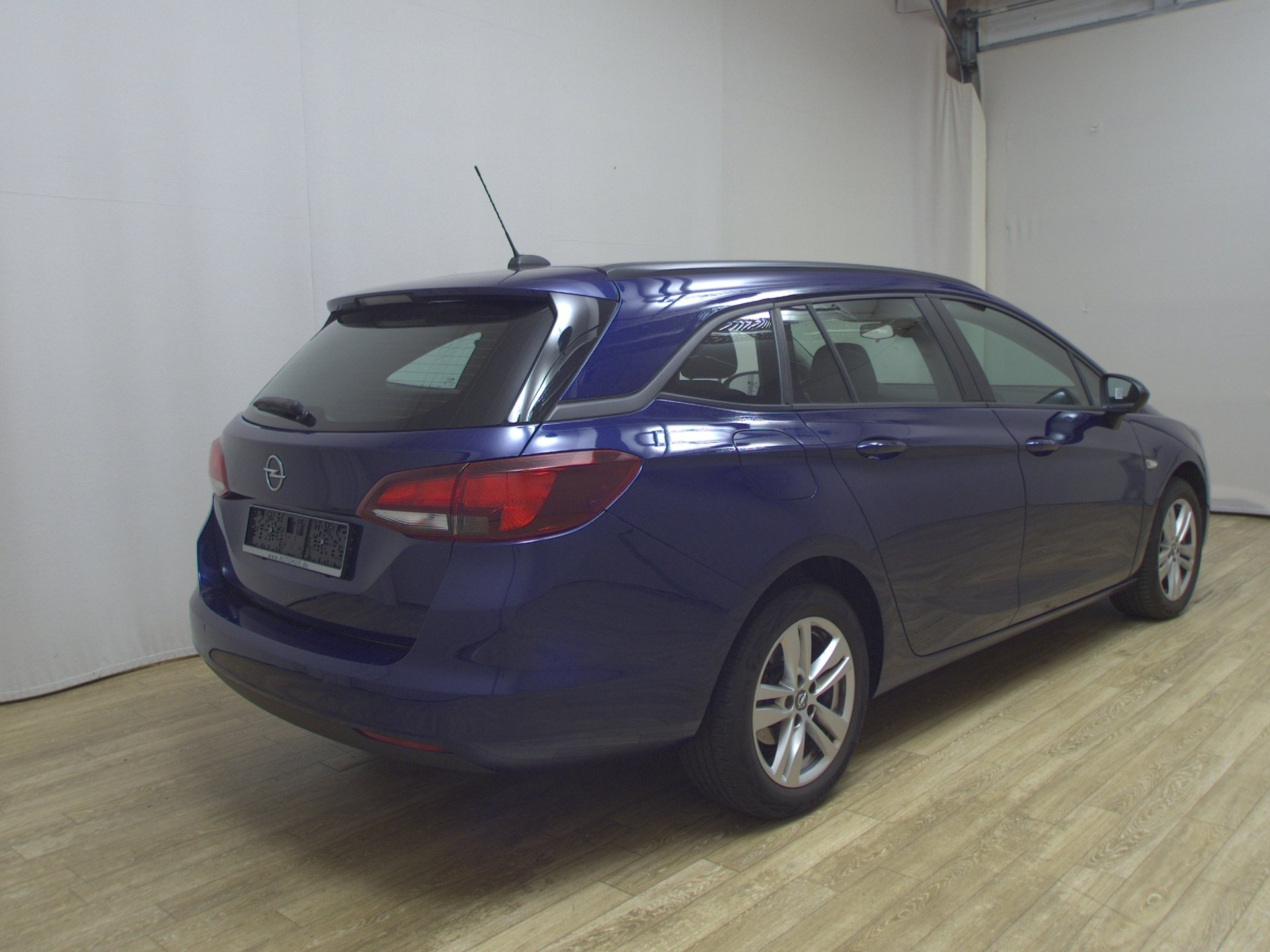 Opel Astra ST 1.2 Turbo Edition Navi PDC Bluetooth 4