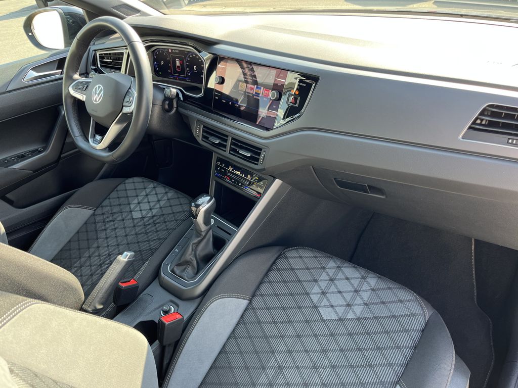 Volkswagen Taigo 1.5 TSI DSG R-Line 12