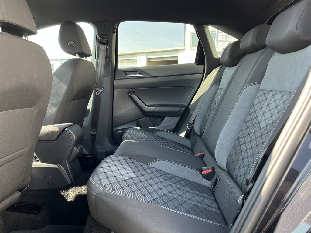 Volkswagen Taigo 1.5 TSI DSG R-Line 15