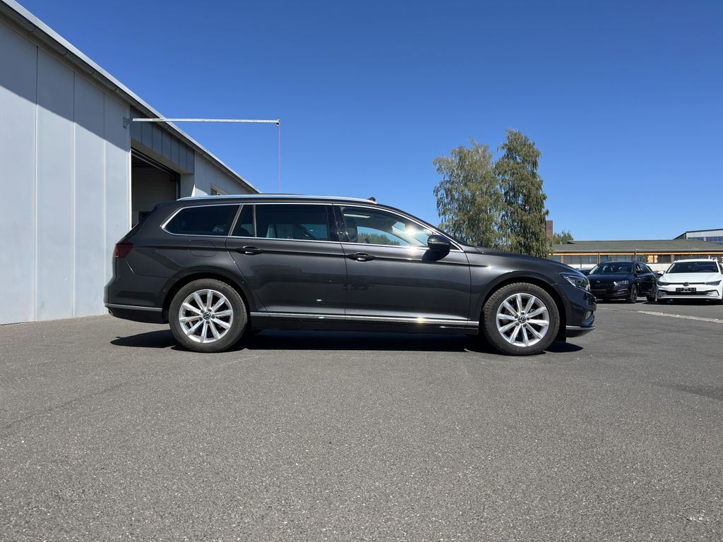 Volkswagen Passat Variant 2.0 TDI DSG 4Mo Elegance 1,99% Fi 5