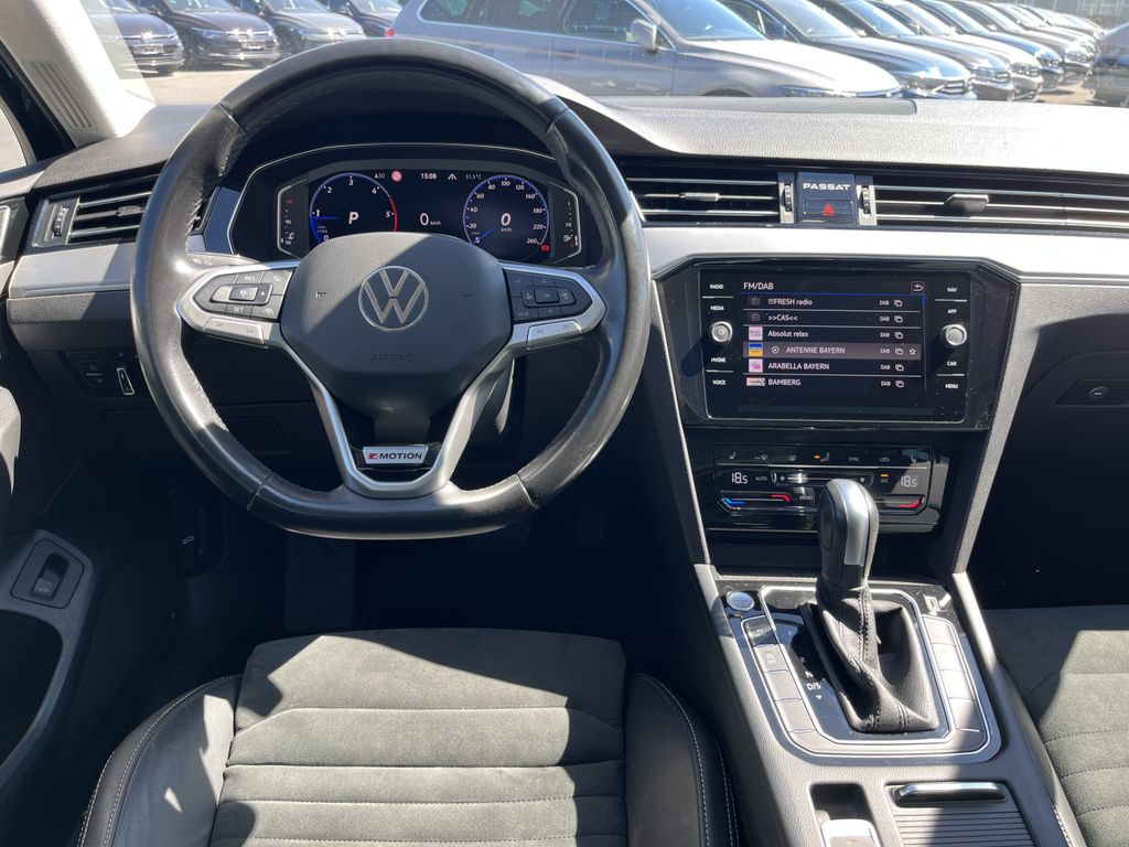 Volkswagen Passat Variant 2.0 TDI DSG 4Mo Elegance 1,99% Fi 16