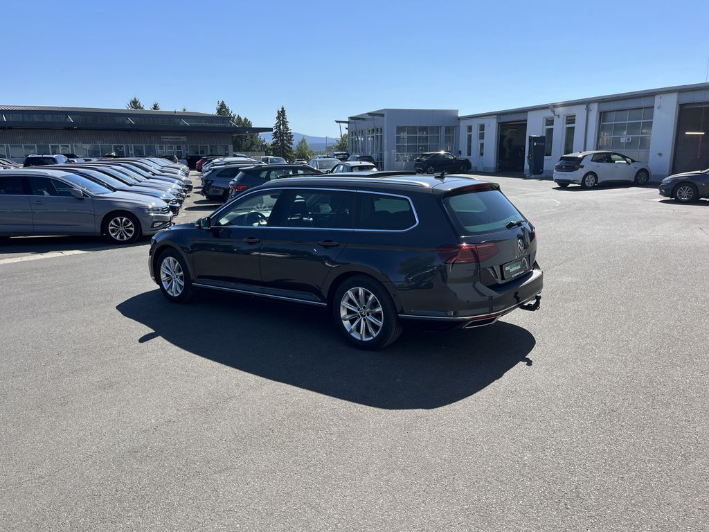 Volkswagen Passat Variant 2.0 TDI DSG 4Mo Elegance 1,99% Fi 11