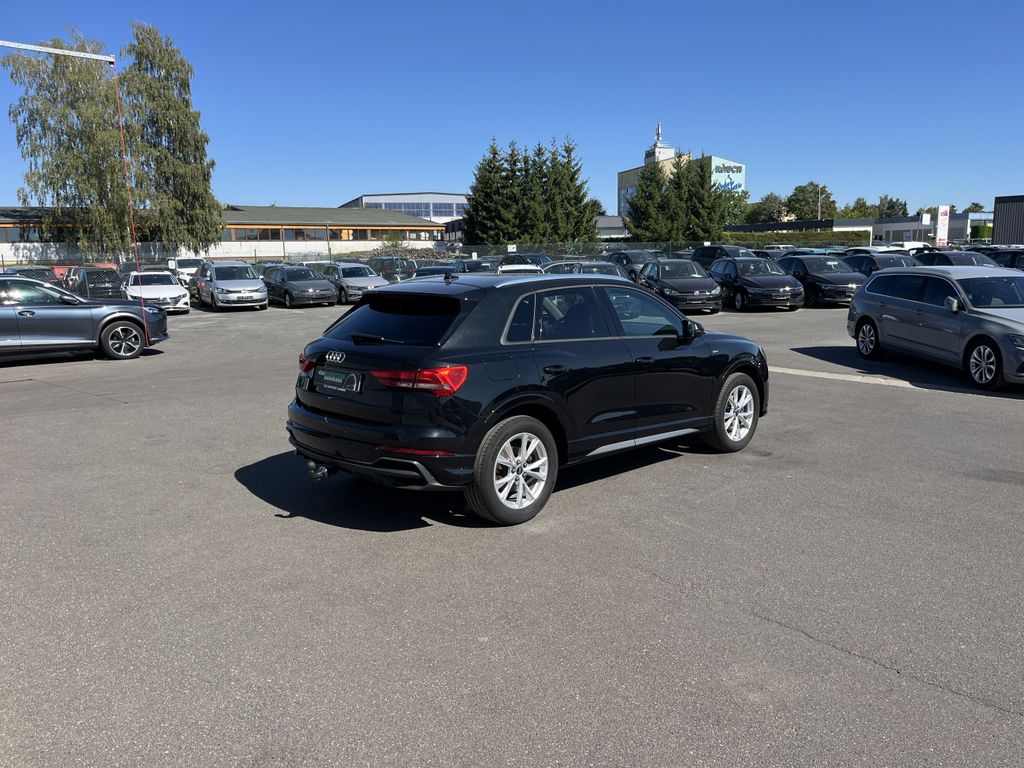 Audi Q3 35 2.0 TDI S line 8