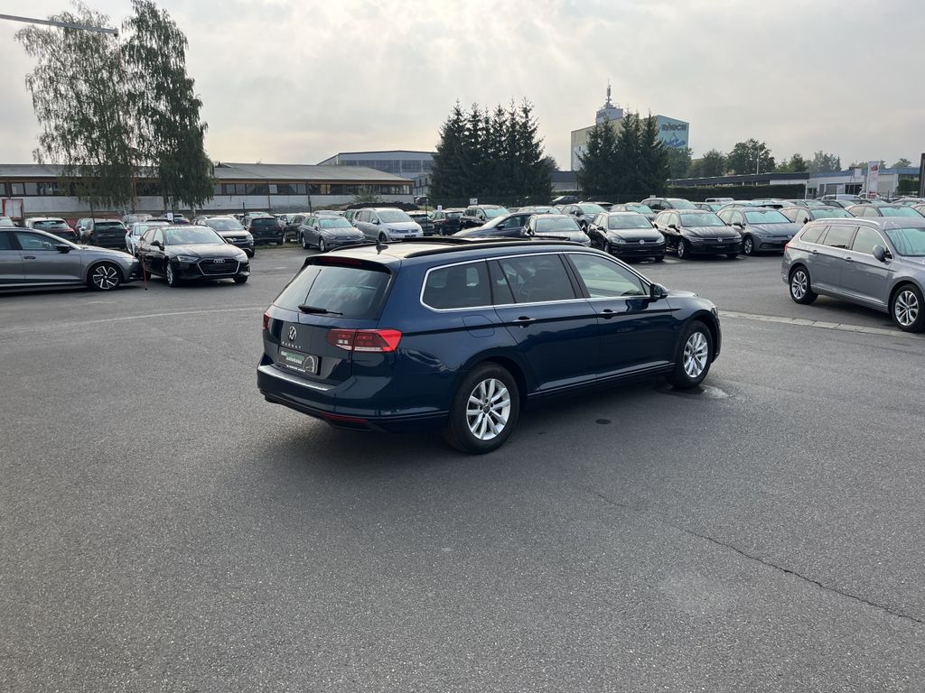 Volkswagen Passat Variant 2.0 TDI DSG Business 8
