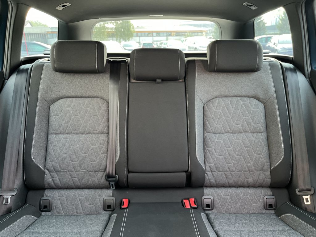 Volkswagen Passat Variant 2.0 TDI DSG Business 18