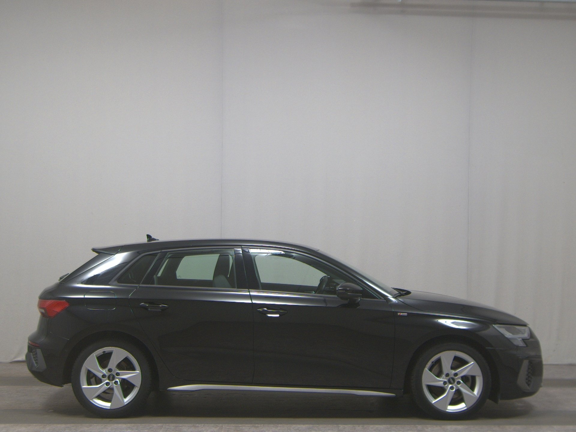 Audi A3 Sportback 30 TFSI S-Line Navi+ LED VC PDC