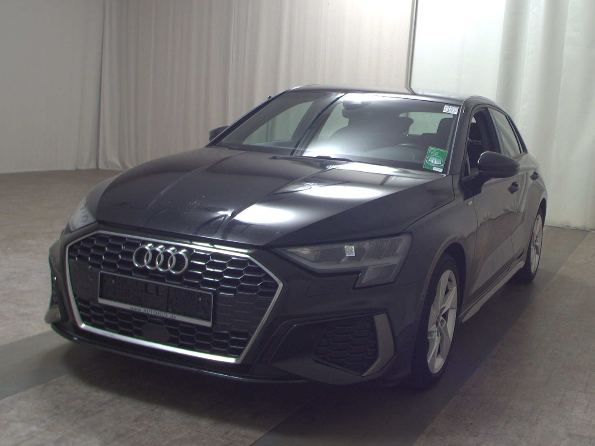 Audi A3 Sportback 30 TFSI S-Line Navi+ LED VC PDC 2