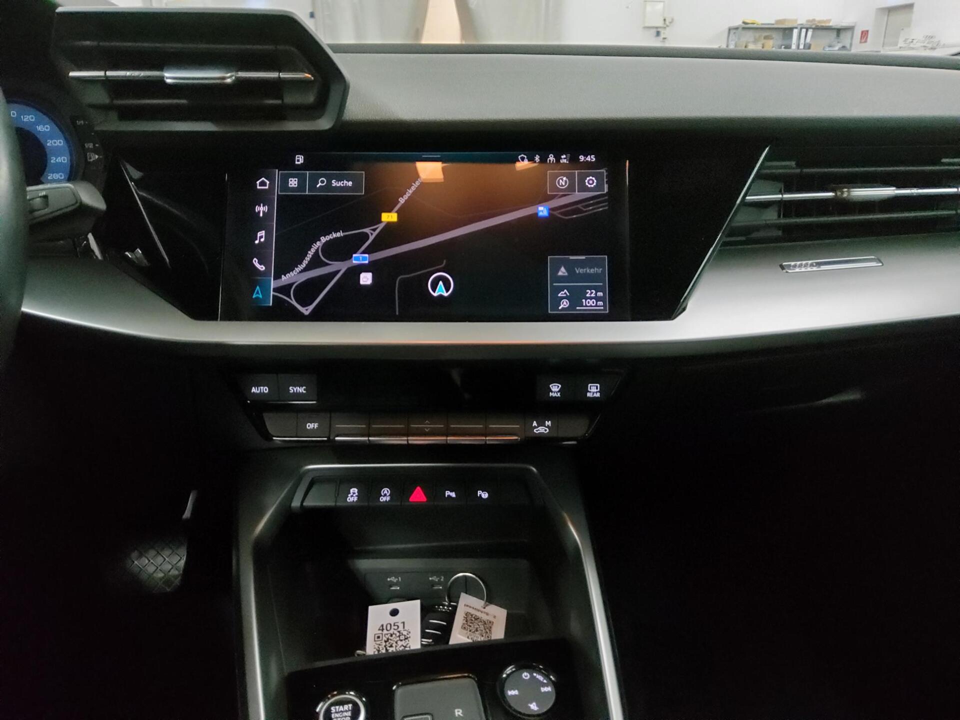 Audi A3 Sportback 30 TFSI S-Line Navi+ LED VC PDC 7