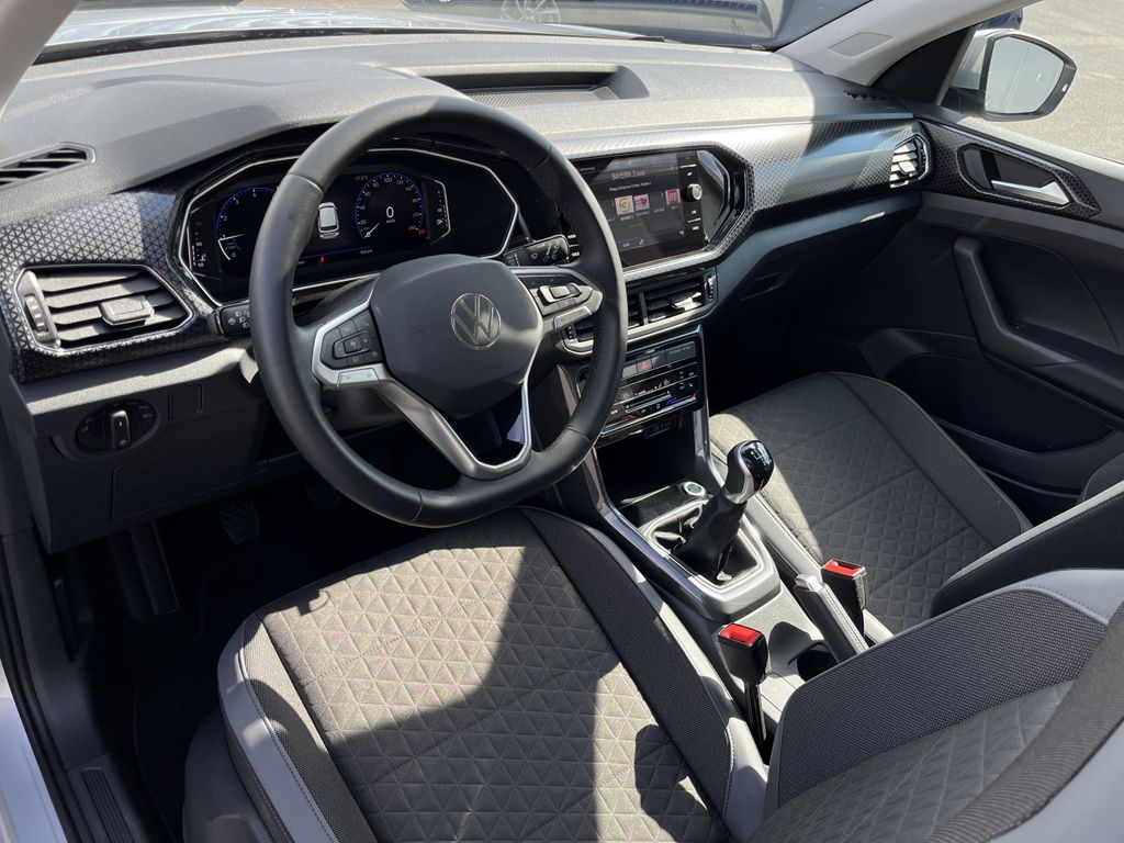 Volkswagen T-Cross 1.0 TSI Style 12