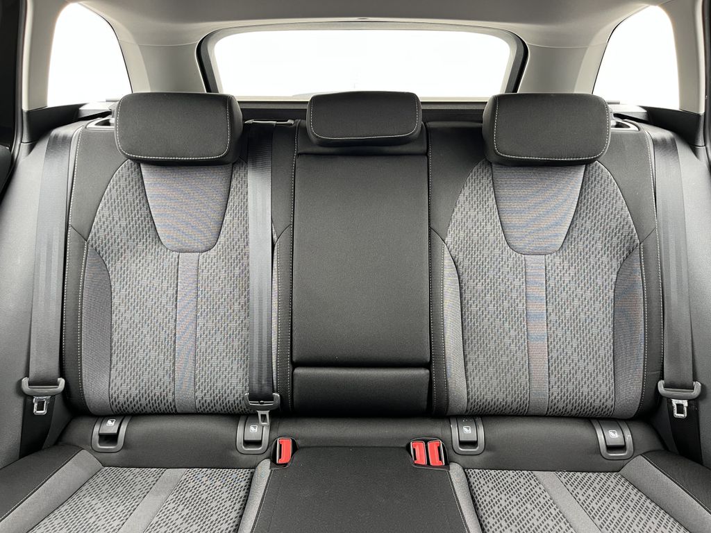 Skoda Octavia Combi 2.0 TDI DSG Style 18