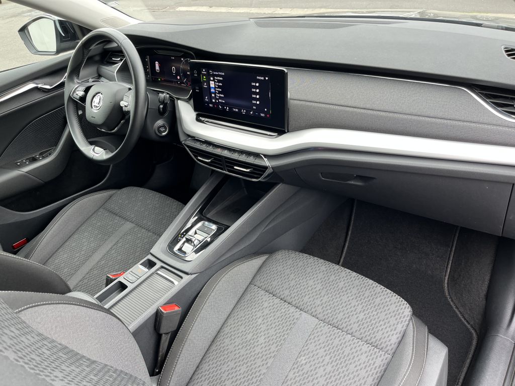 Skoda Octavia Combi 2.0 TDI DSG Style 14