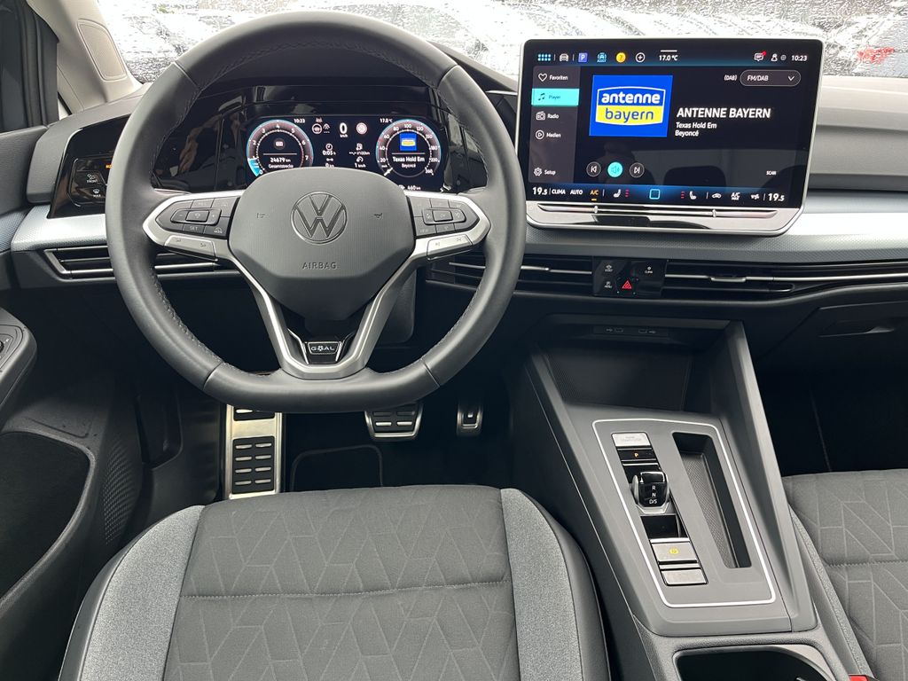 Volkswagen Golf Variant 1.5 TSI DSG Life GOAL 16