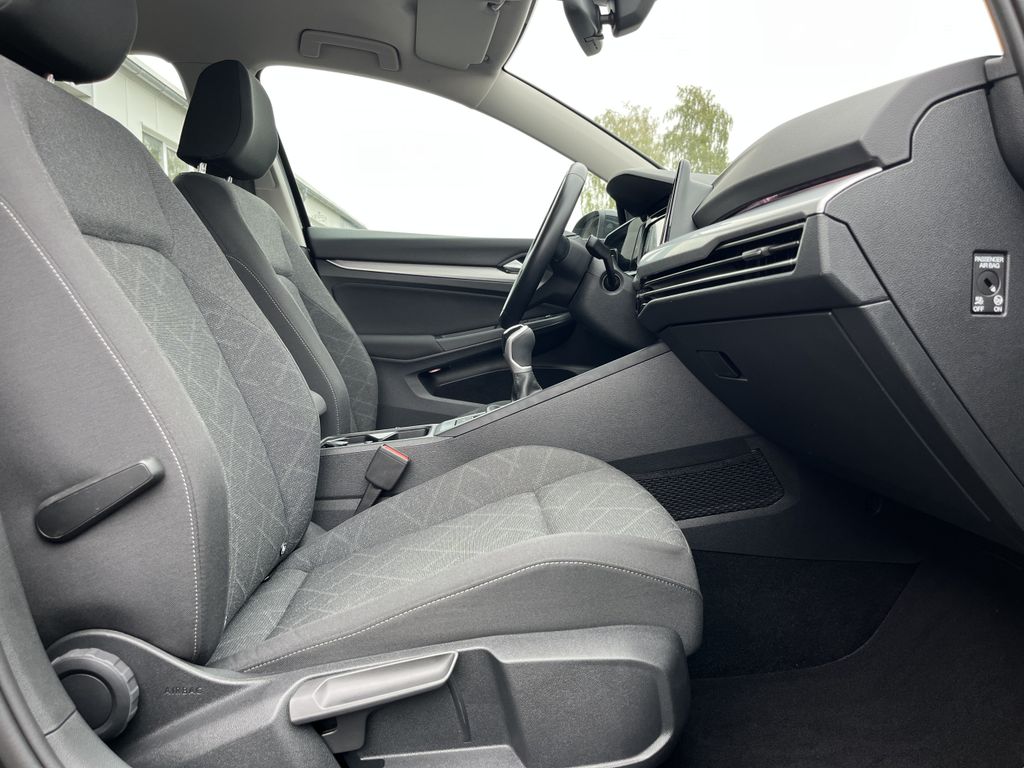 Volkswagen Golf Variant 2.0 TDI Life 15