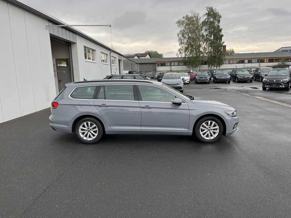 Volkswagen Passat Variant 2.0 TDI DSG Business 6