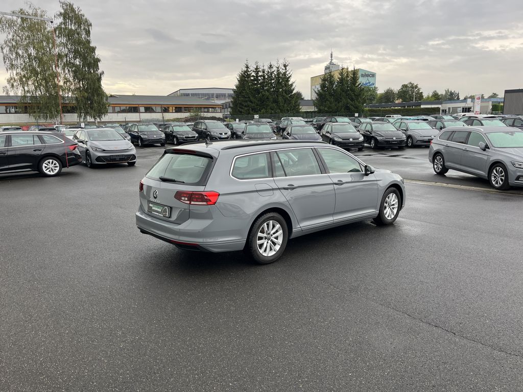 Volkswagen Passat Variant 2.0 TDI DSG Business 8